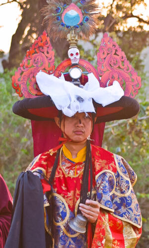 21_AMANO_Gyetrul_Jigmed_Rinpoche_in_Black_Hat_costume_at_the_ceremonial_dances_Jeerang_Village